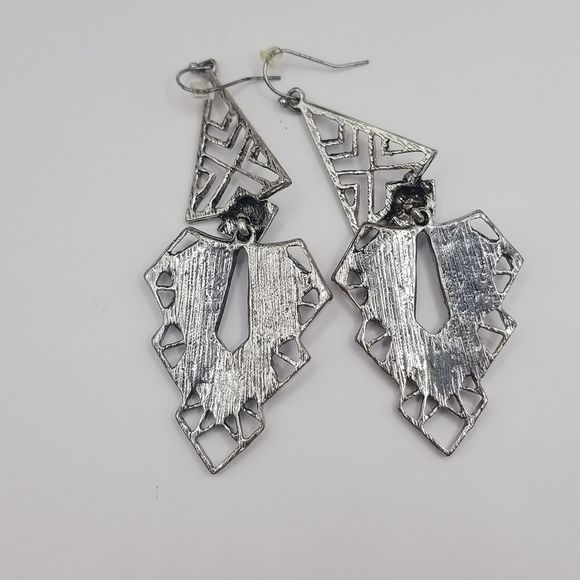 Earrings French hook Aztec silver toned 80s Women's dangle - Picture 2 of 3